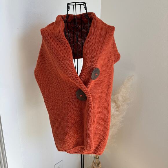 PURE Handknit Rust Orange Cotton Scarf Wrap With Wooden Buttons NEW - Picture 2 of 9